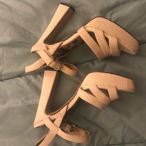 Sam edelman nude platform heel